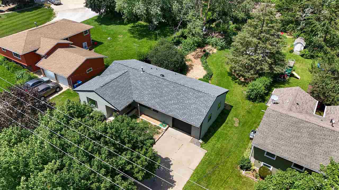 225 8th Street NW Mt Vernon IA 52314
