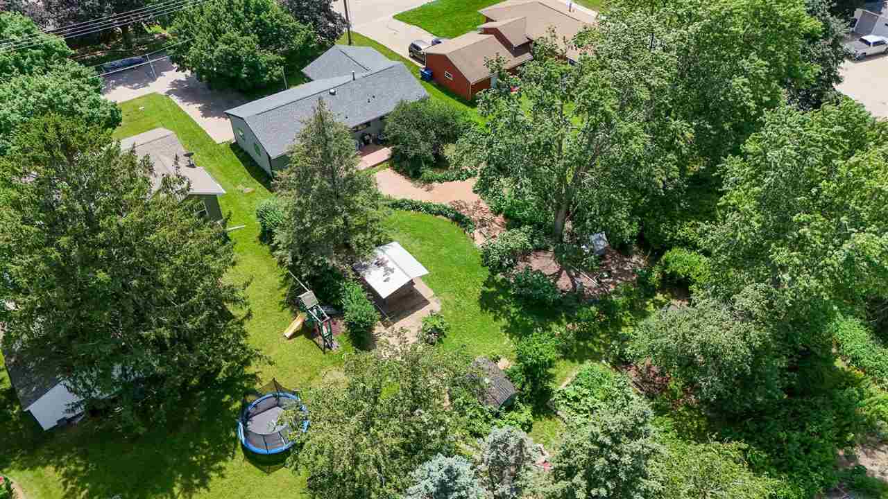 225 8th Street NW Mt Vernon IA 52314
