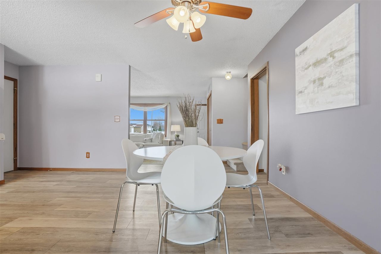 41 Williams Circle Hills IA 52235