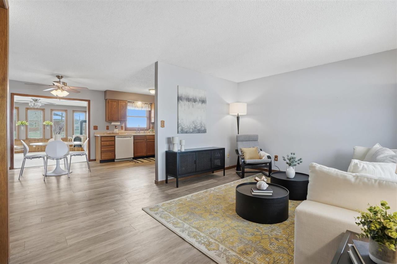 41 Williams Circle Hills IA 52235