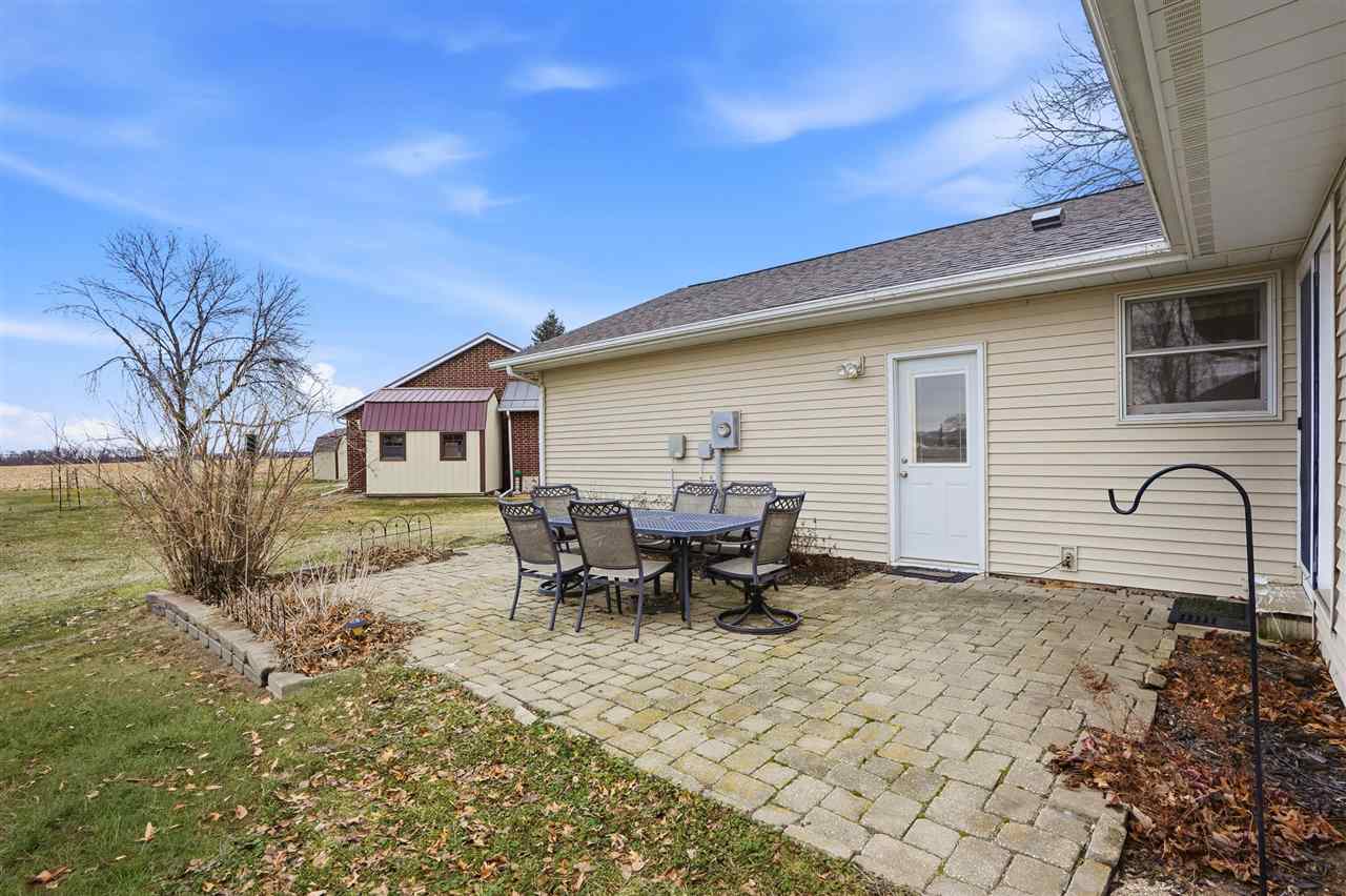 41 Williams Circle Hills IA 52235
