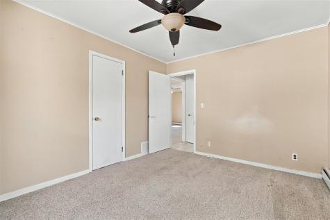 1035 N 6th Avenue Washington IA 52353