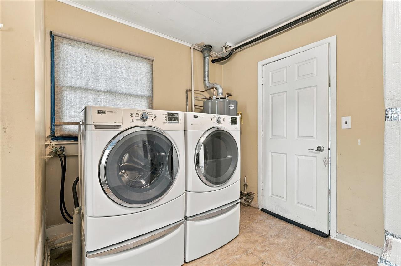 1035 N 6th Avenue Washington IA 52353