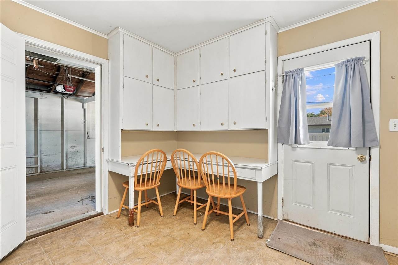 1035 N 6th Avenue Washington IA 52353
