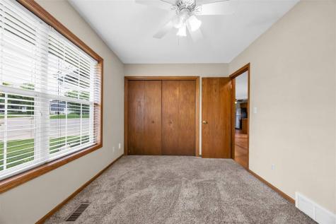 755 Deerfield Drive Marion IA 52302