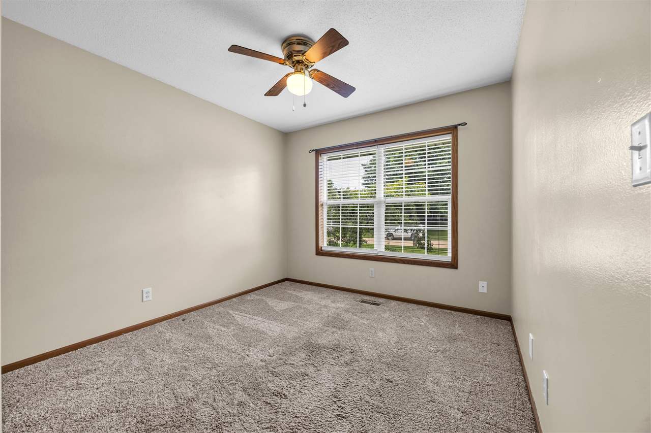 755 Deerfield Drive Marion IA 52302