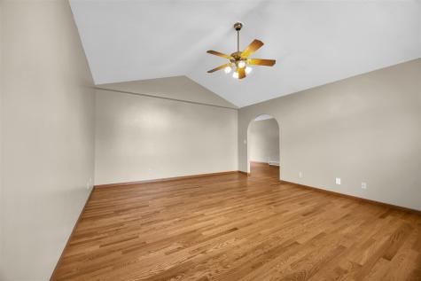 755 Deerfield Drive Marion IA 52302