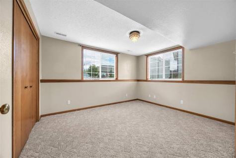 755 Deerfield Drive Marion IA 52302