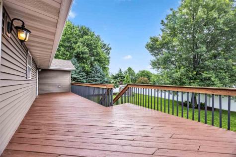 755 Deerfield Drive Marion IA 52302