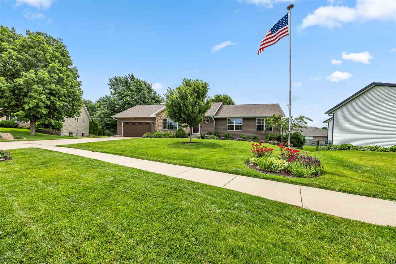 755 Deerfield Drive Marion IA 52302
