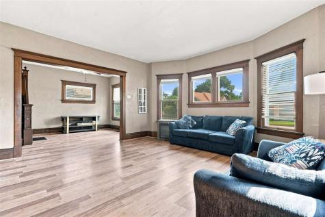 620 E Washington Street Washington IA 52353