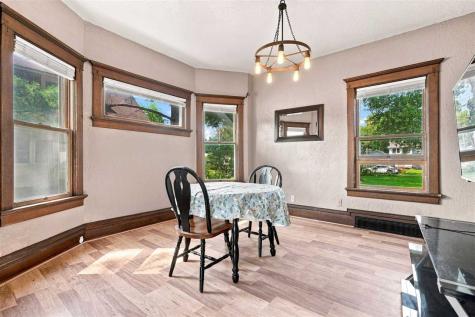 620 E Washington Street Washington IA 52353