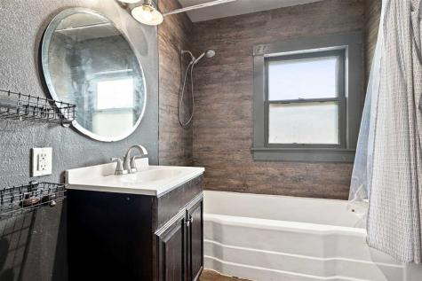 620 E Washington Street Washington IA 52353