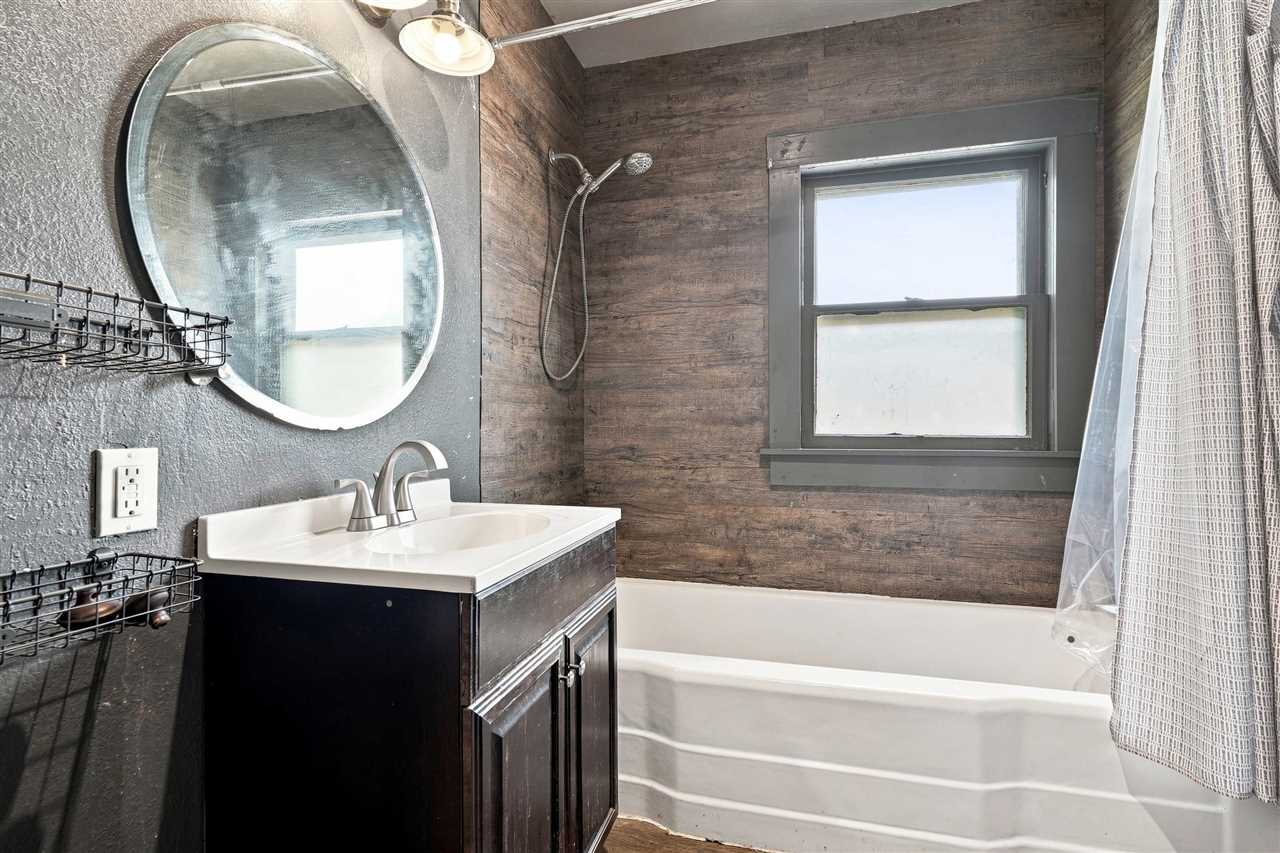 620 E Washington Street Washington IA 52353