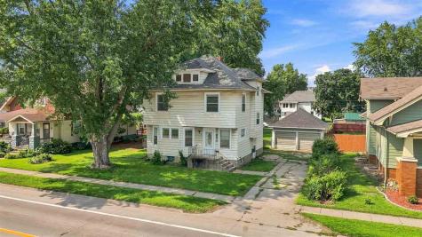 620 E Washington Street Washington IA 52353