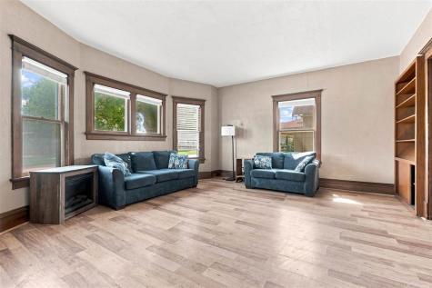 620 E Washington Street Washington IA 52353