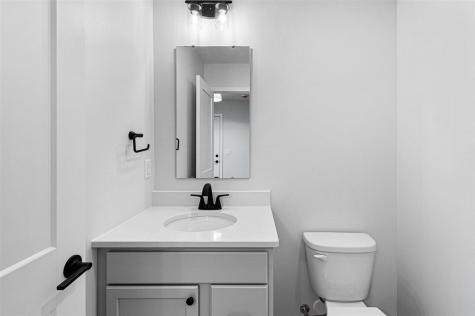 3452 Holderness Road Coralville IA 52241