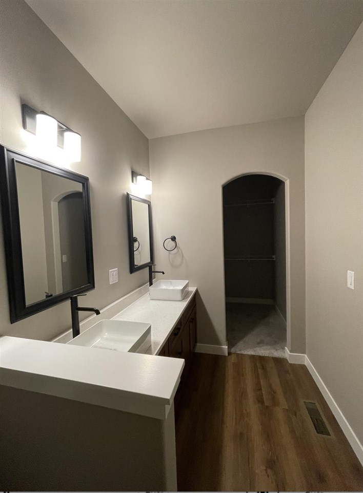 1941 Coquina Avenue Tiffin IA 52340