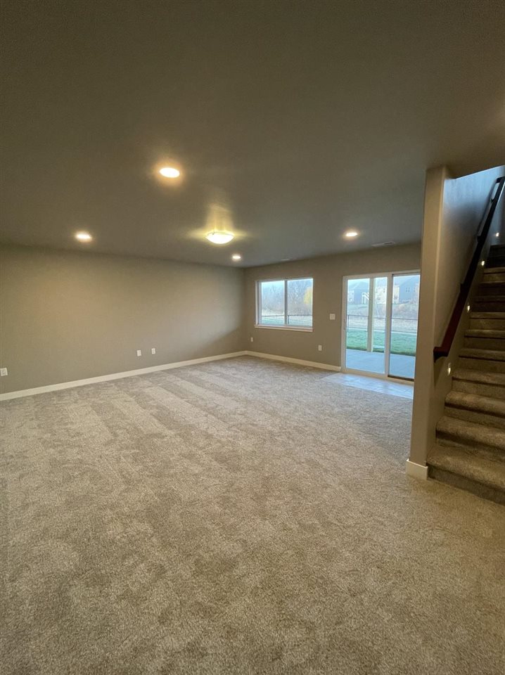 1941 Coquina Avenue Tiffin IA 52340
