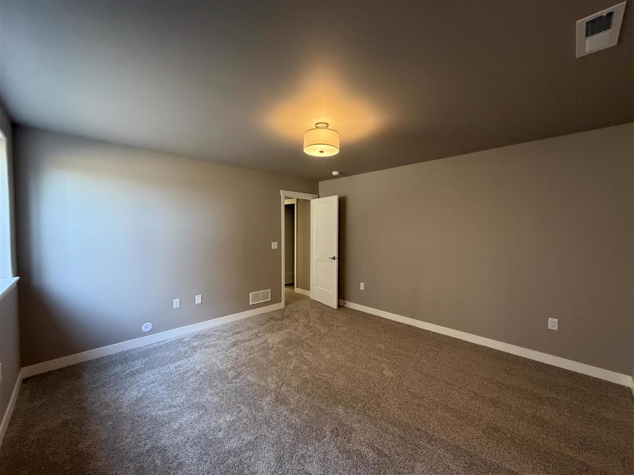 1941 Coquina Avenue Tiffin IA 52340