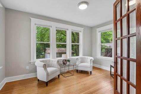 1025 N Summit Street Iowa City IA 52245