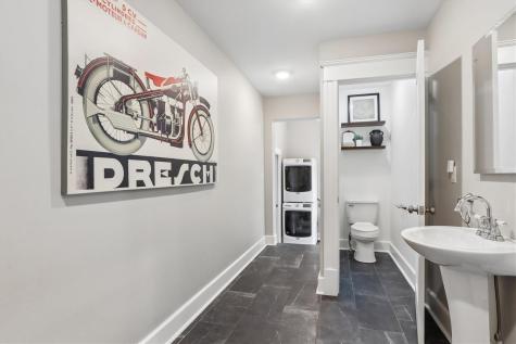 1025 N Summit Street Iowa City IA 52245