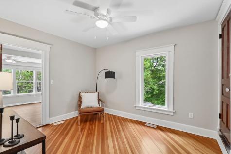 1025 N Summit Street Iowa City IA 52245