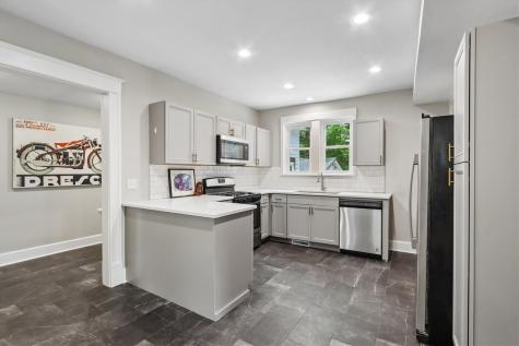 1025 N Summit Street Iowa City IA 52245