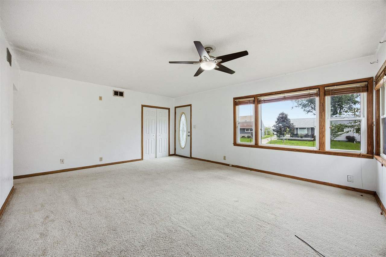 1224 SW 20th Street Cedar Rapids IA 52404
