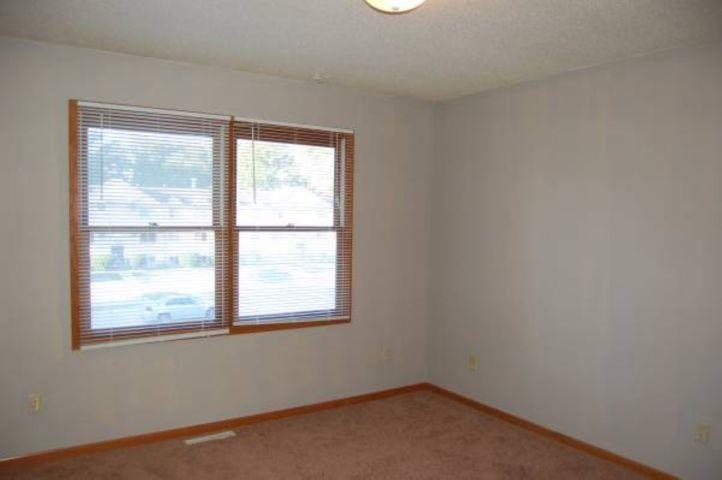 910 N Dodge Street Iowa City IA 52240