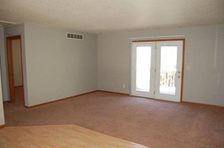 910 N Dodge Street Iowa City IA 52240