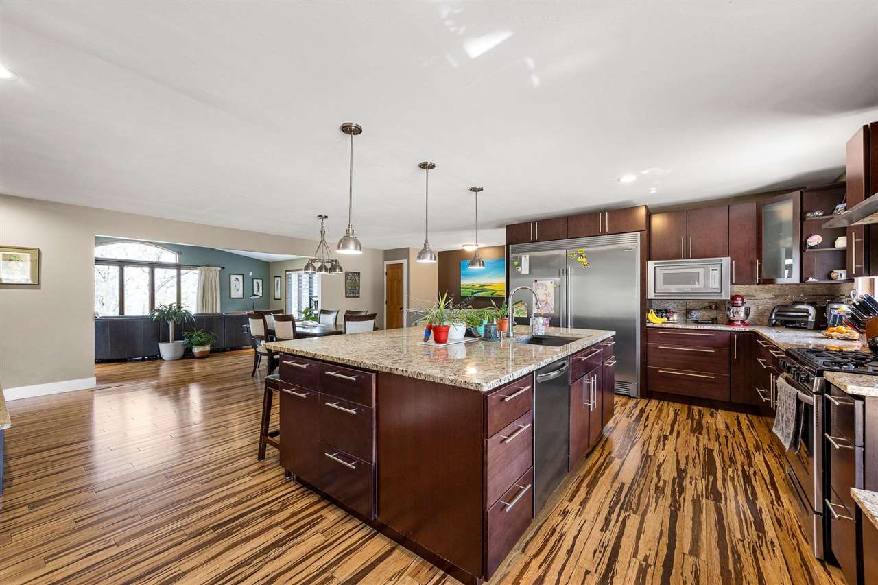 1896 Sunset Drive NE Solon IA 52333
