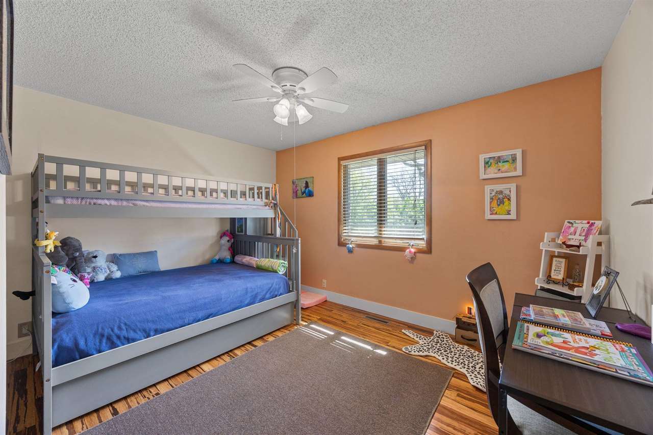 1896 Sunset Drive NE Solon IA 52333