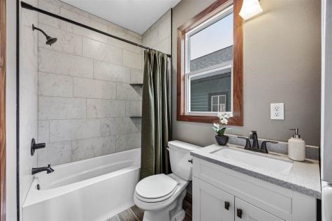 160 N George Street North Liberty IA 52317