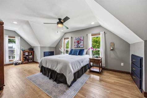 160 N George Street North Liberty IA 52317