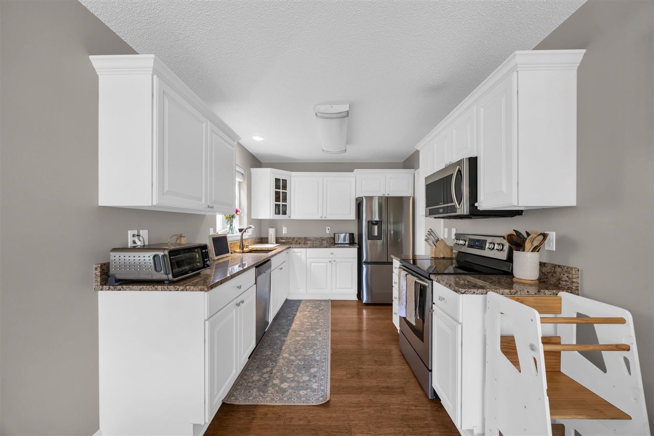 2120 Avalon Lane Coralville IA 52241