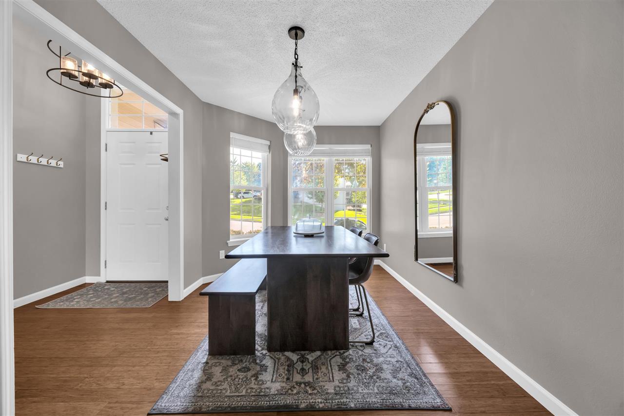 2120 Avalon Lane Coralville IA 52241