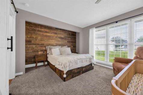 2120 Avalon Lane Coralville IA 52241