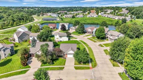 2120 Avalon Lane Coralville IA 52241