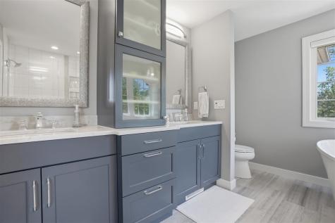 302 Windmill Place Iowa City IA 52245