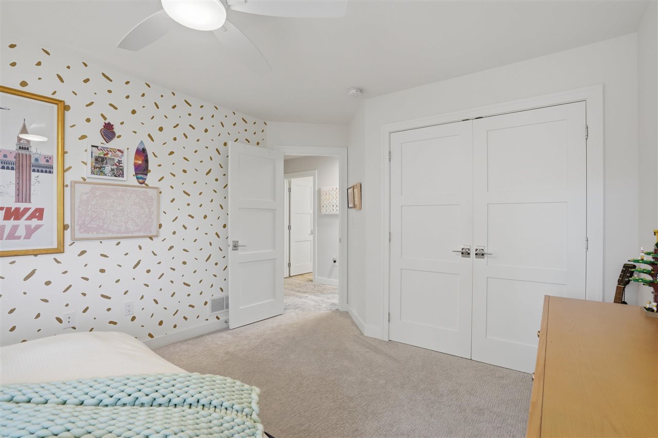302 Windmill Place Iowa City IA 52245