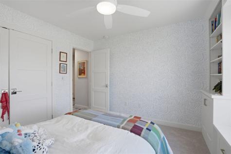 302 Windmill Place Iowa City IA 52245