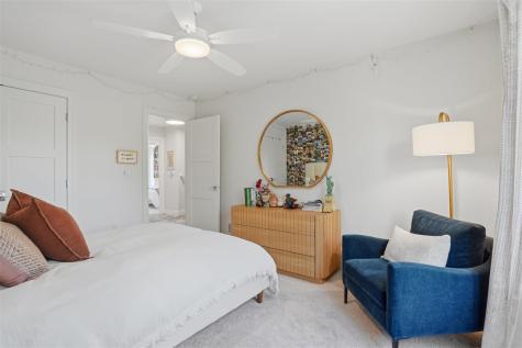302 Windmill Place Iowa City IA 52245