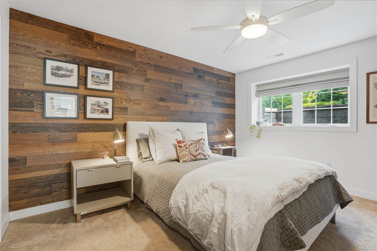302 Windmill Place Iowa City IA 52245