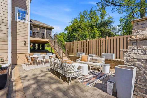 302 Windmill Place Iowa City IA 52245