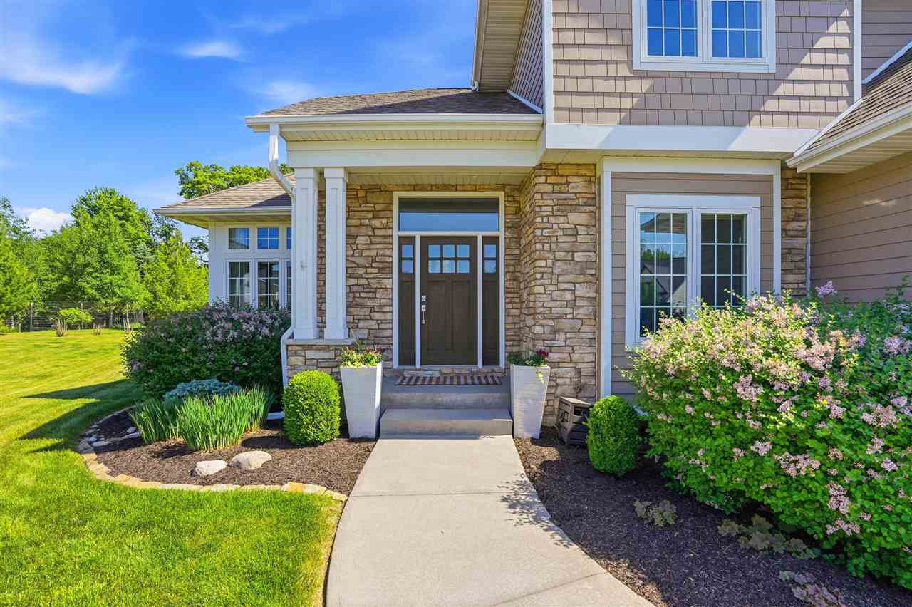 302 Windmill Place Iowa City IA 52245