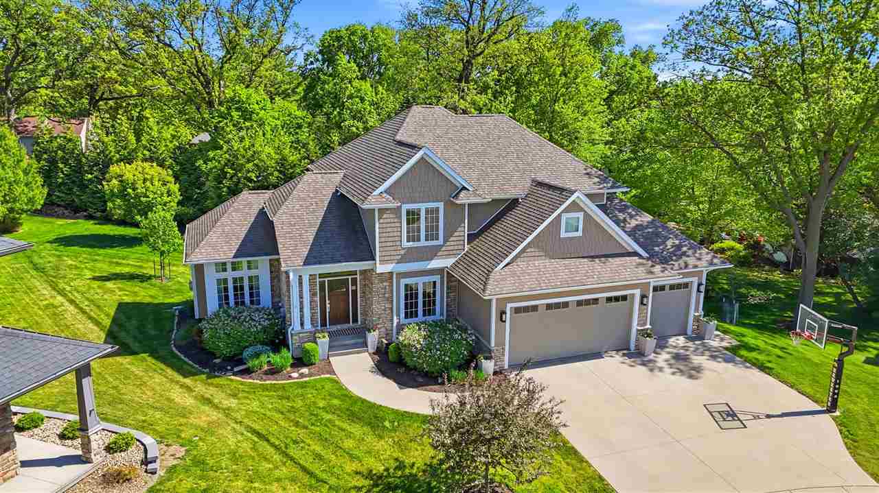 302 Windmill Place Iowa City IA 52245