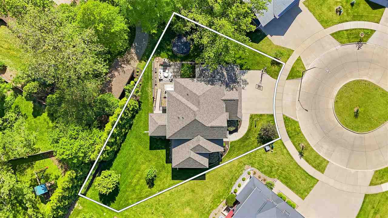 302 Windmill Place Iowa City IA 52245
