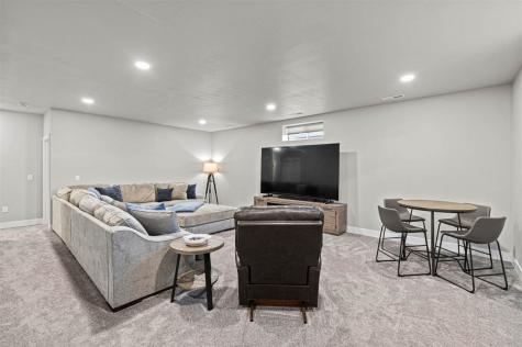 1712 Sherman Drive Iowa City IA 52240