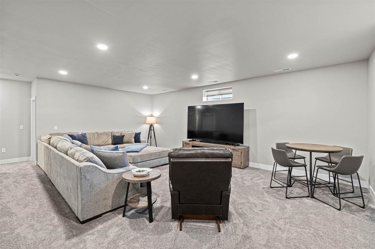 1712 Sherman Drive Iowa City IA 52240